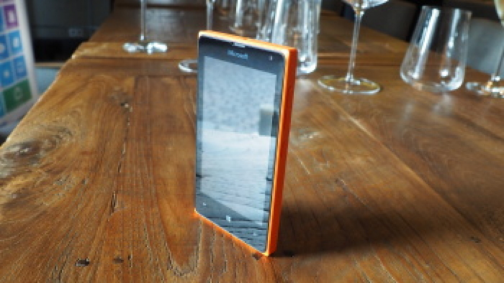 Nokia Lumia 435 a 532